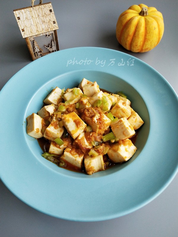 蟹黃豆腐的做法-咸鮮味炒菜譜-易網健康養生網 蟹黃豆腐的做法-咸鮮味炒菜譜