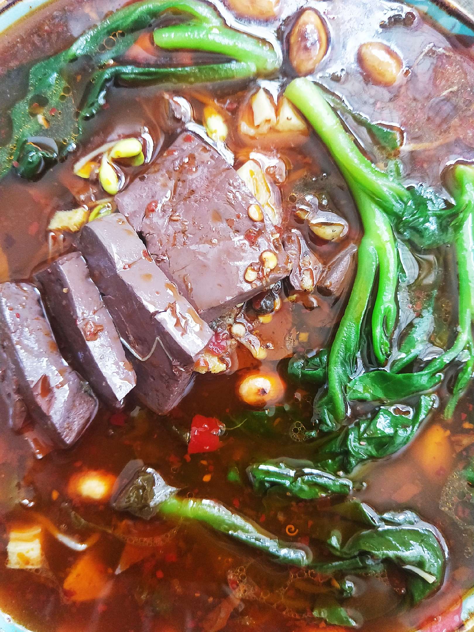 香辣豬紅湯的做法-香辣味煮菜譜