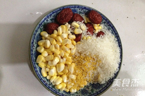 玉米粥的做法-家常味煮菜譜-易網健康養生網 玉米粥的做法-家常味煮菜譜