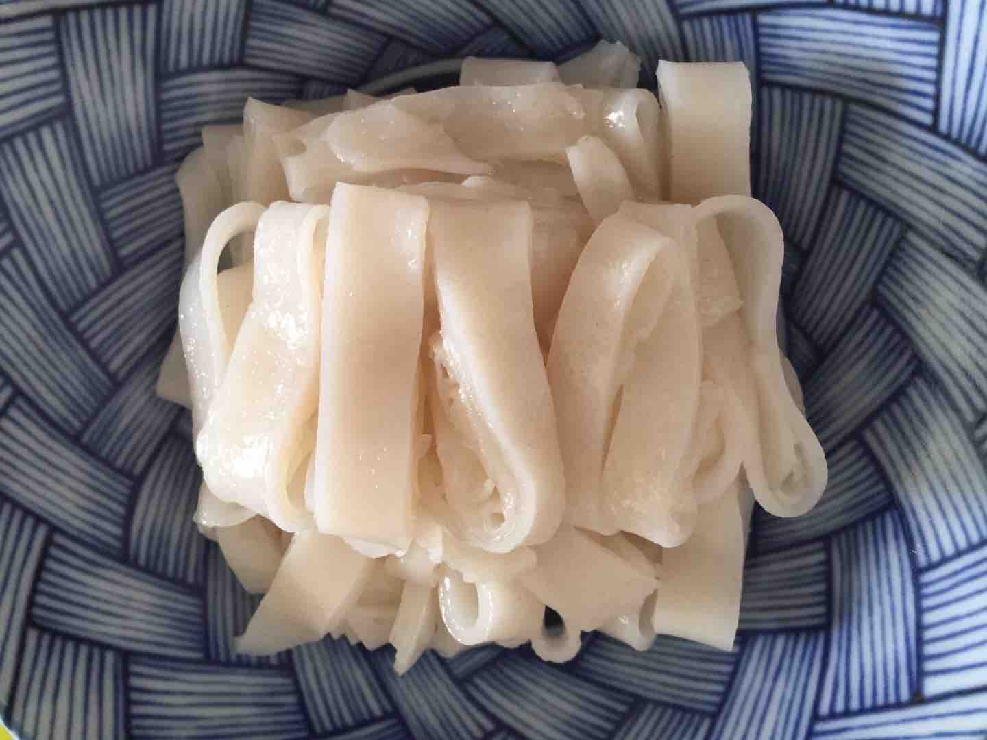 涼皮肉夾饃的做法-咸鮮味蒸菜譜