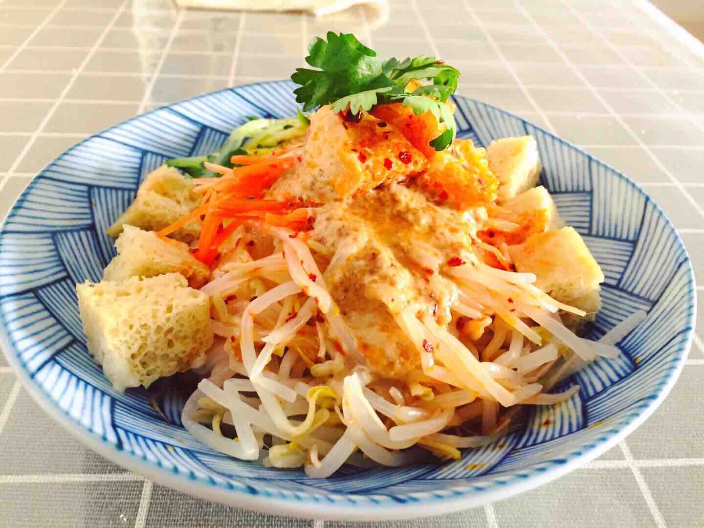 涼皮肉夾饃的做法-咸鮮味蒸菜譜