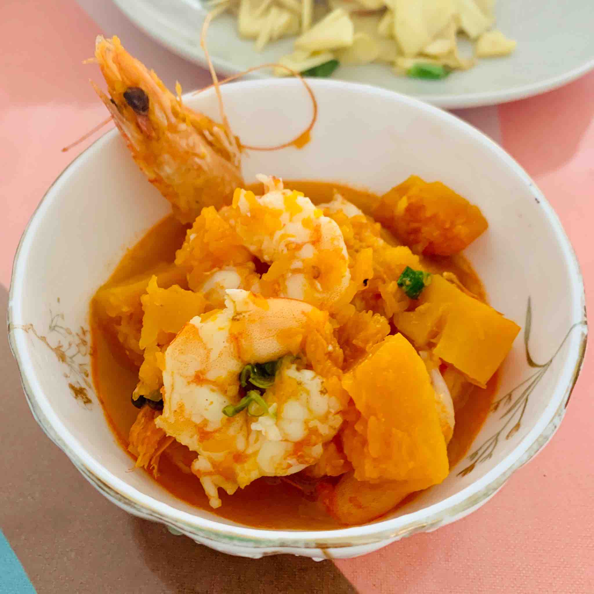 南瓜蝦煲的做法-咸鮮味煲菜譜-易網健康養生網 南瓜蝦煲的做法-咸鮮味煲菜譜