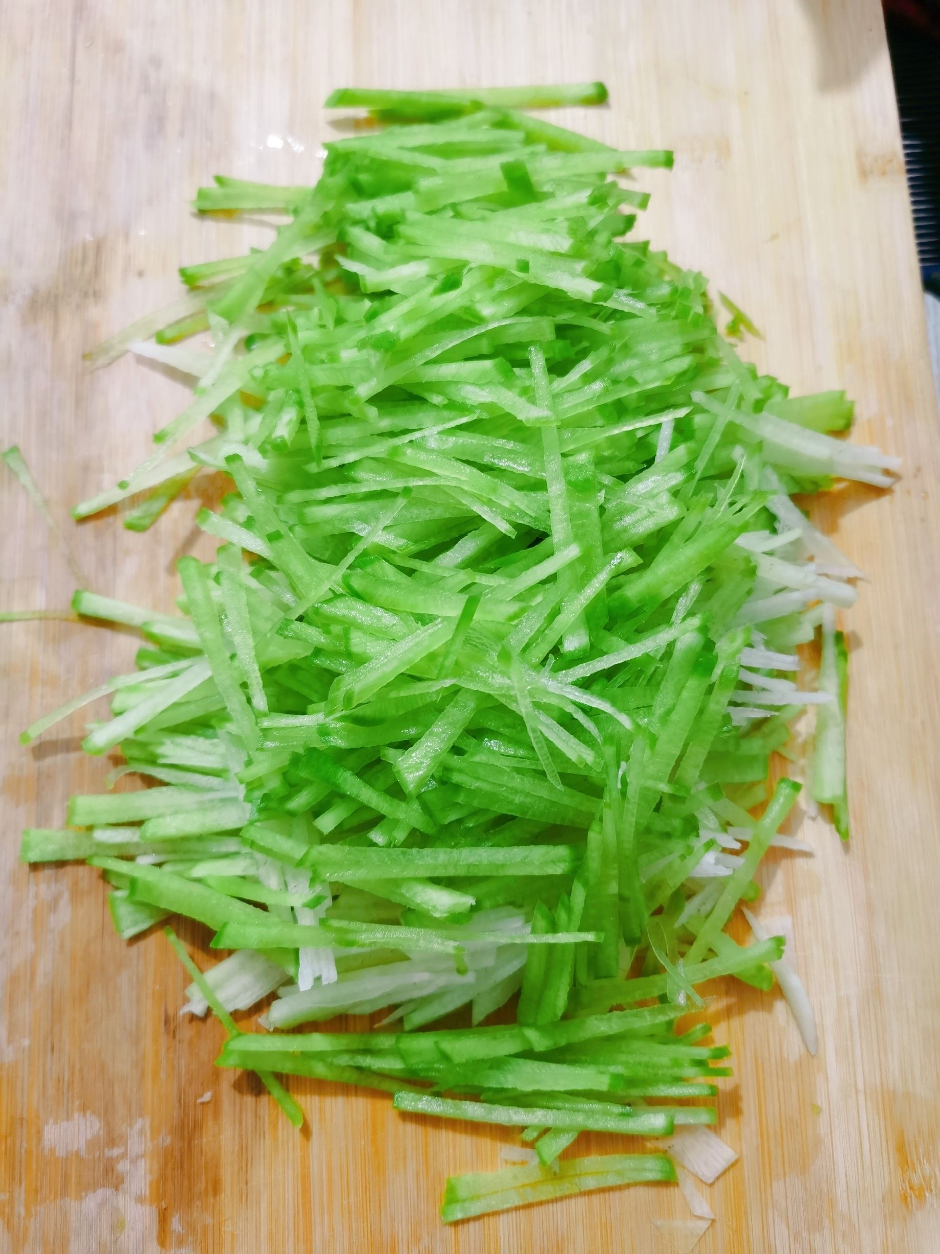 炸蘿卜丸子的做法-咸鮮味炸菜譜-易網(wǎng)健康養(yǎng)生網(wǎng) 炸蘿卜丸子的做法-咸鮮味炸菜譜