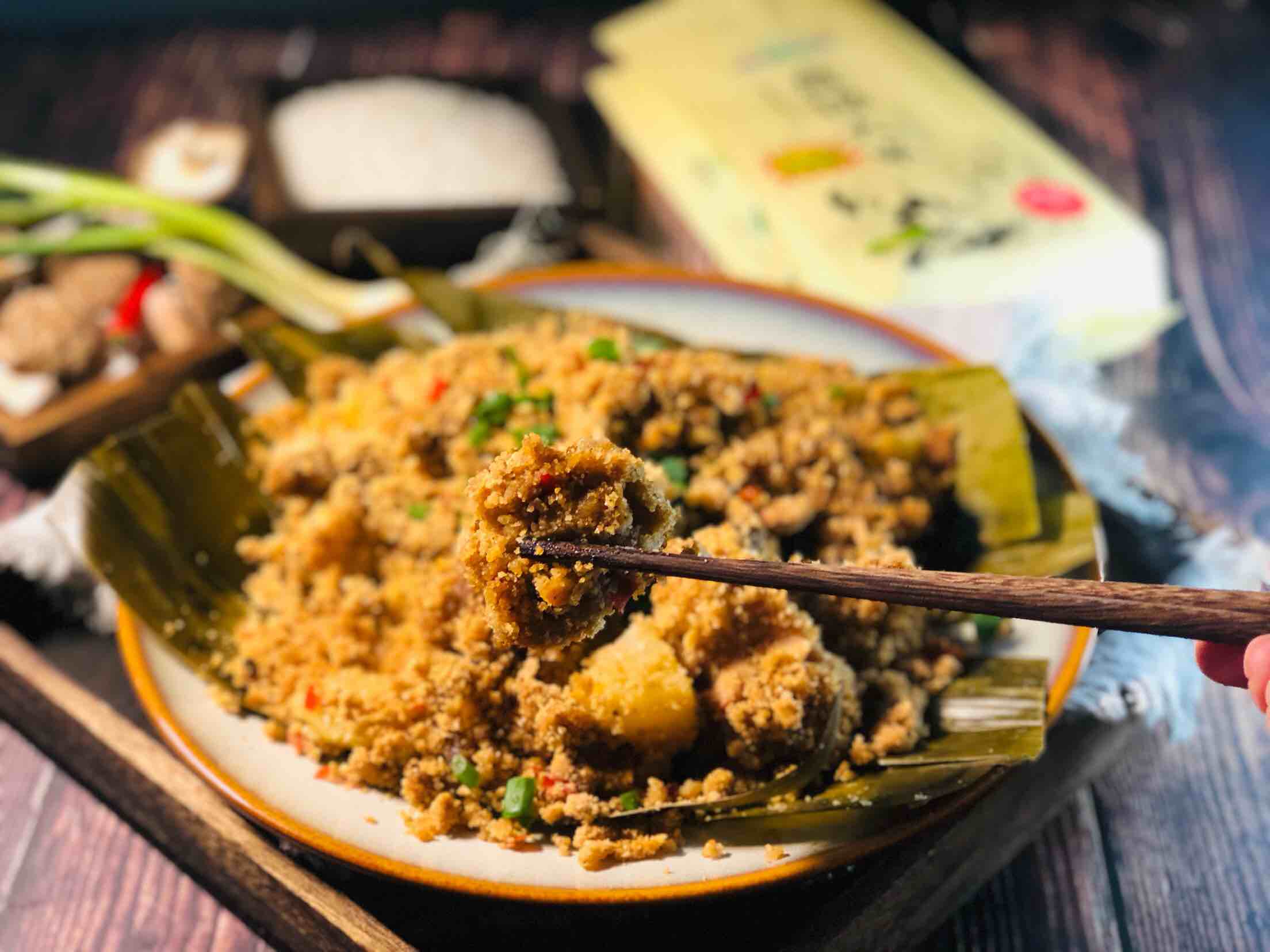 粉蒸排骨的做法-香辣味蒸菜譜-易網健康養生網 粉蒸排骨的做法-香辣味蒸菜譜