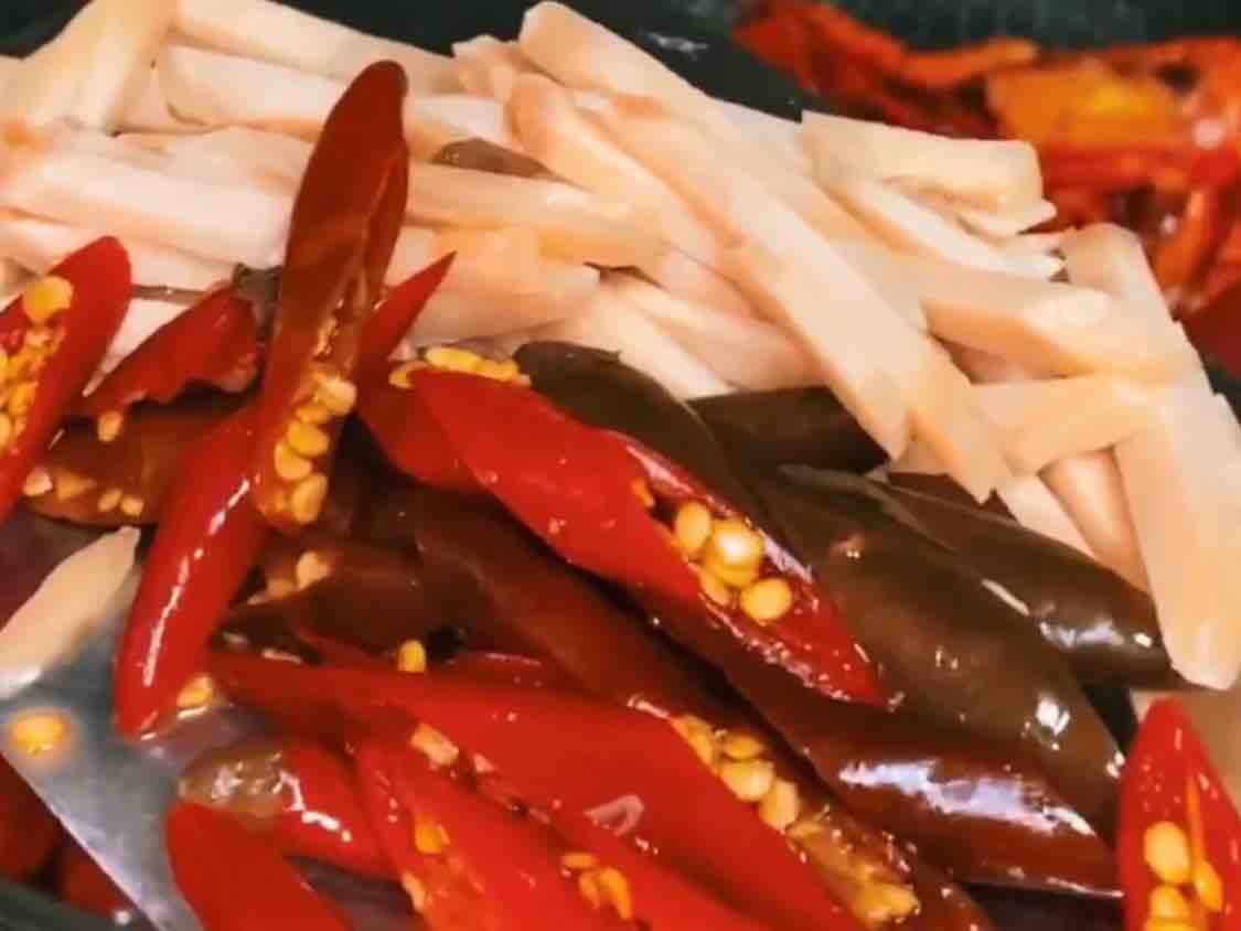 魚香小龍蝦,解鎖超簡單做法!的做法-酸辣味炒菜譜-易網(wǎng)健康養(yǎng)生網(wǎng) 魚香小龍蝦,解鎖超簡單做法!的做法-酸辣味炒菜譜