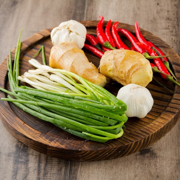 夜宵攤的《香辣田螺》的做法-香辣味炒菜譜-易網健康養生網 夜宵攤的《香辣田螺》的做法-香辣味炒菜譜