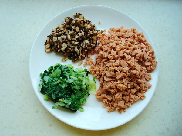 青菜火腿丸子的做法-家常味蒸菜譜-易網健康養生網 青菜火腿丸子的做法-家常味蒸菜譜