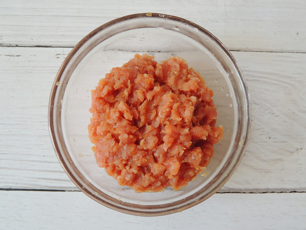 香菇肉末粉絲的做法-家常味炒菜譜-易網健康養生網 香菇肉末粉絲的做法-家常味炒菜譜