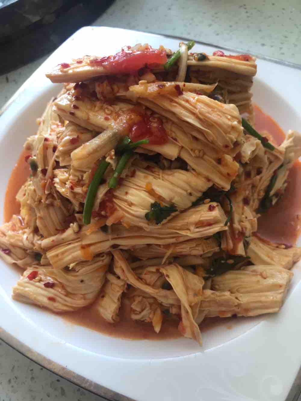 百香涼拌腐竹的做法-酸辣味拌菜譜-易網健康養生網 百香涼拌腐竹的做法-酸辣味拌菜譜