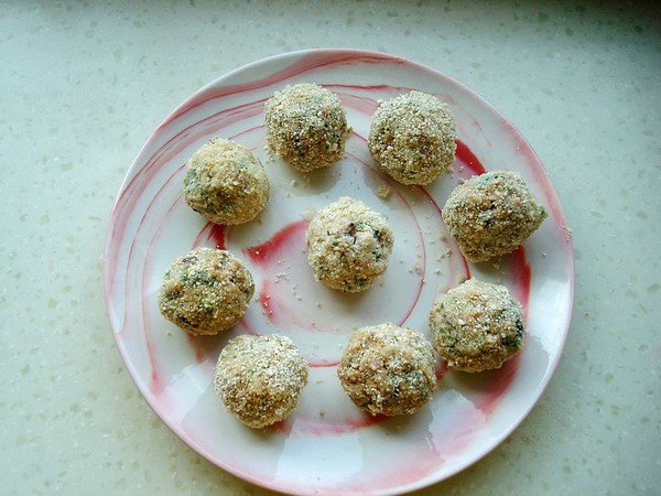 青菜火腿丸子的做法-家常味蒸菜譜-易網健康養生網 青菜火腿丸子的做法-家常味蒸菜譜