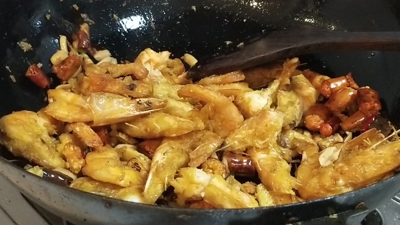 香辣蝦的做法-香辣味炸菜譜
