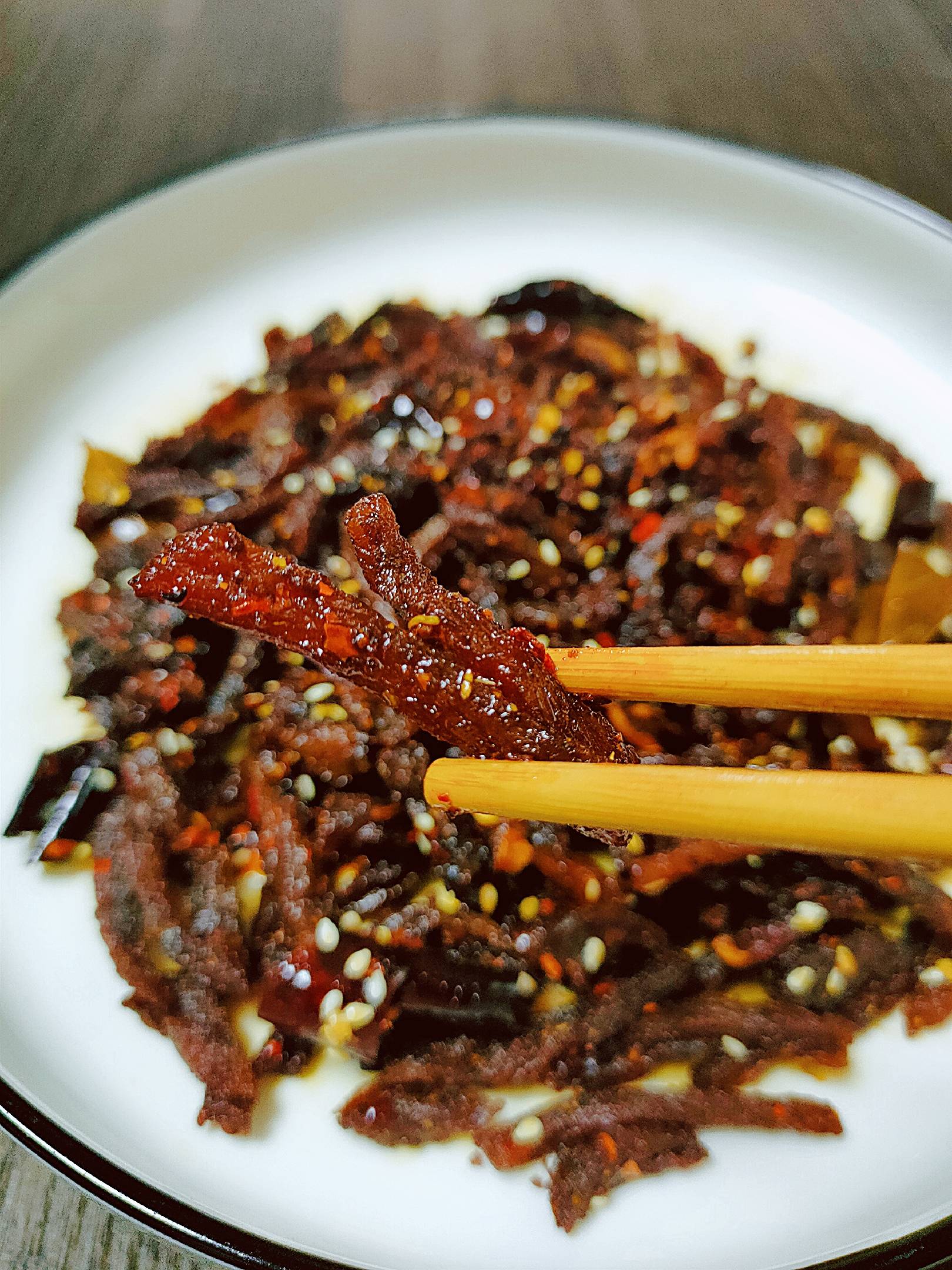 冷吃牛肉的做法-麻辣味其它工藝菜譜-易網(wǎng)健康養(yǎng)生網(wǎng) 冷吃牛肉的做法-麻辣味其它工藝菜譜