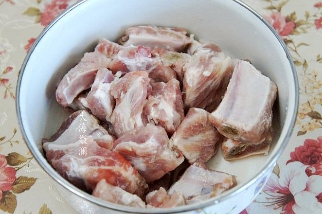 豆角燉排骨的做法-家常味燉菜譜-易網(wǎng)<a href=http://www.jsjjzhkt.cn/ target=_blank class=infotextkey>健康養(yǎng)生</a>網(wǎng) 豆角燉排骨的做法-家常味燉菜譜