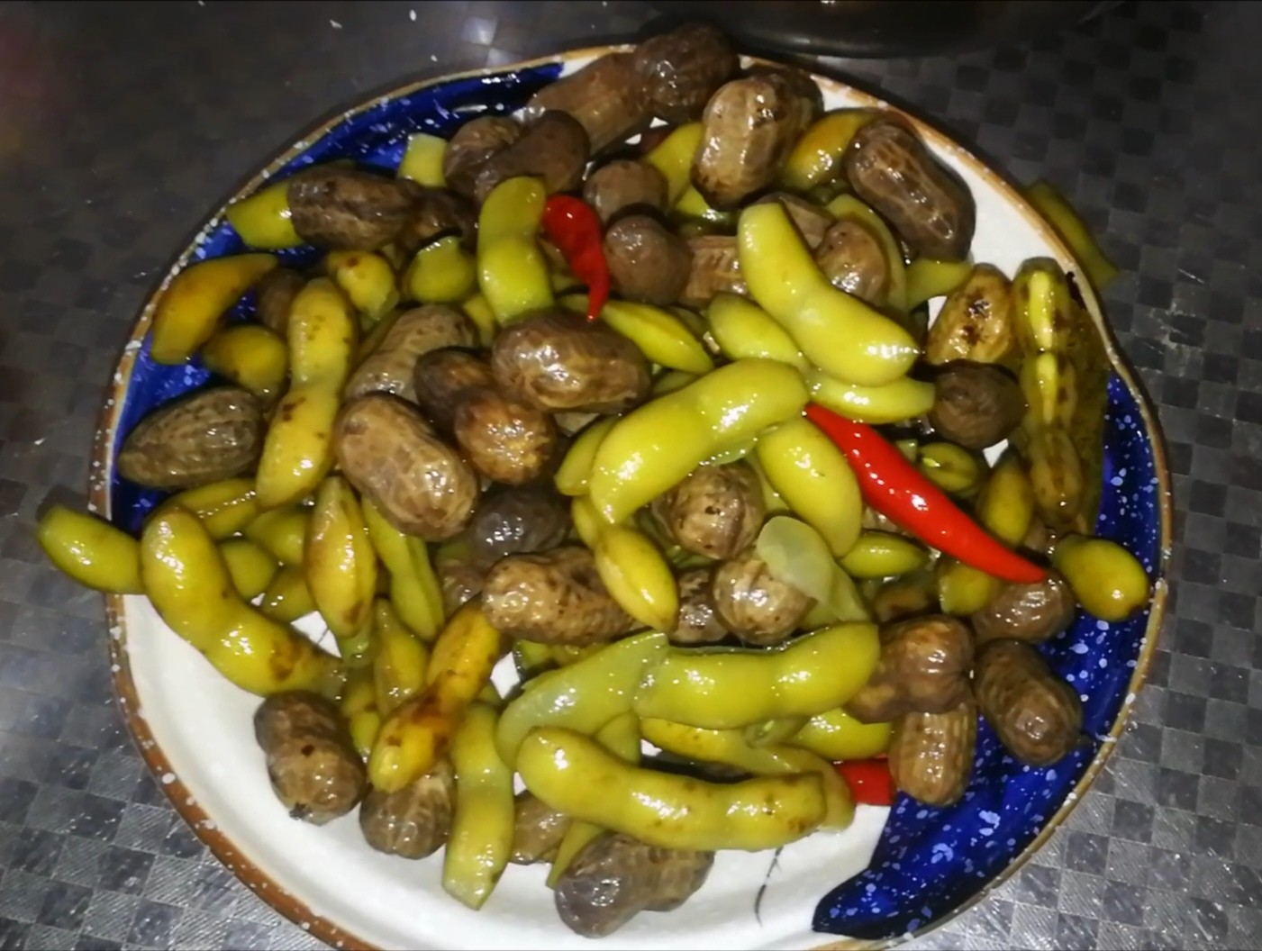 五香花生毛豆的做法-五香味煮菜譜