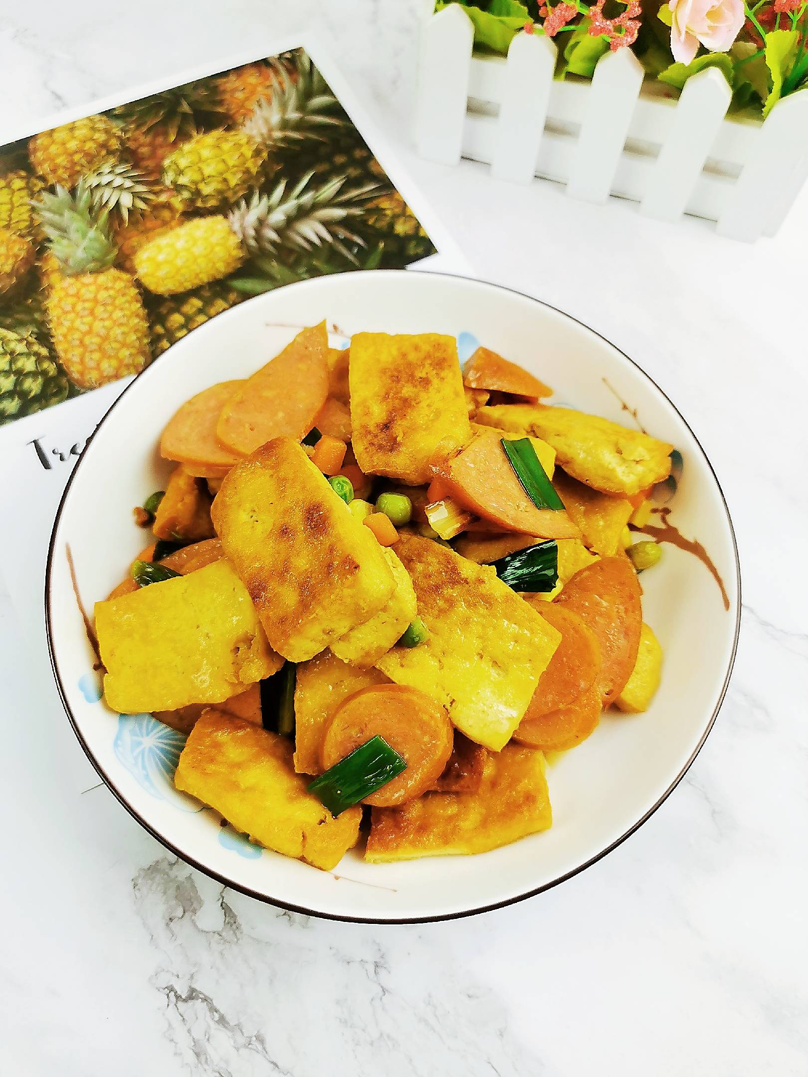 豆腐炒香腸的做法-咸鮮味炒菜譜-易網健康養生網 豆腐炒香腸的做法-咸鮮味炒菜譜