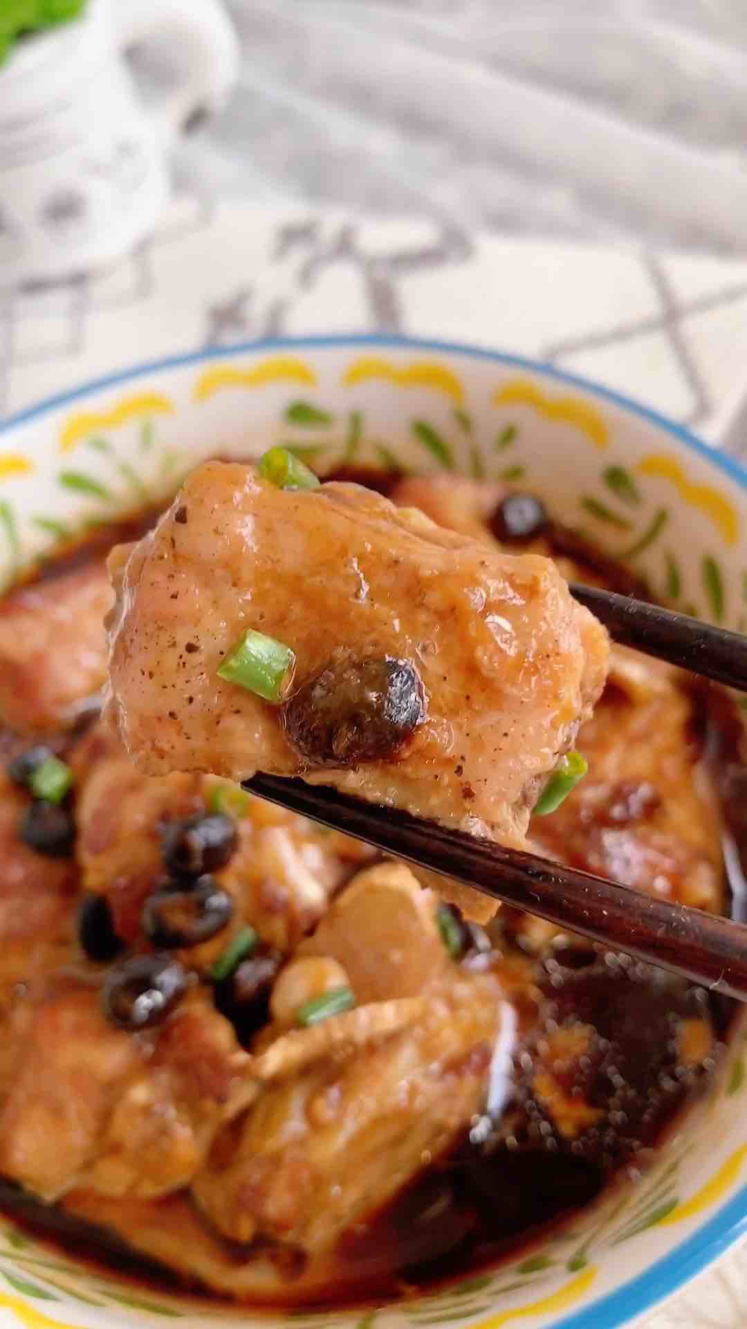 簡單快手的豆豉蒸排骨的做法-咸鮮味蒸菜譜-易網(wǎng)健康養(yǎng)生網(wǎng) 簡單快手的豆豉蒸排骨的做法-咸鮮味蒸菜譜