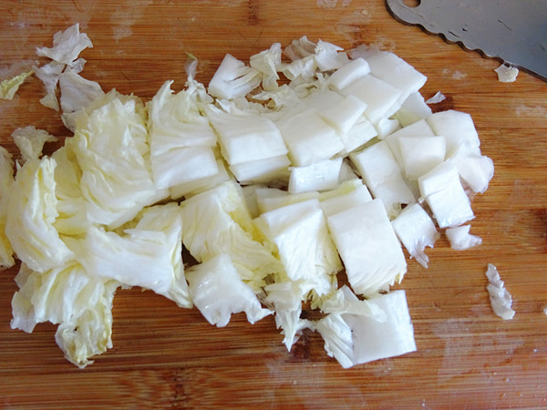 妙拌白菜蘿卜的做法-咸鮮味拌菜譜-易網健康養生網 妙拌白菜蘿卜的做法-咸鮮味拌菜譜