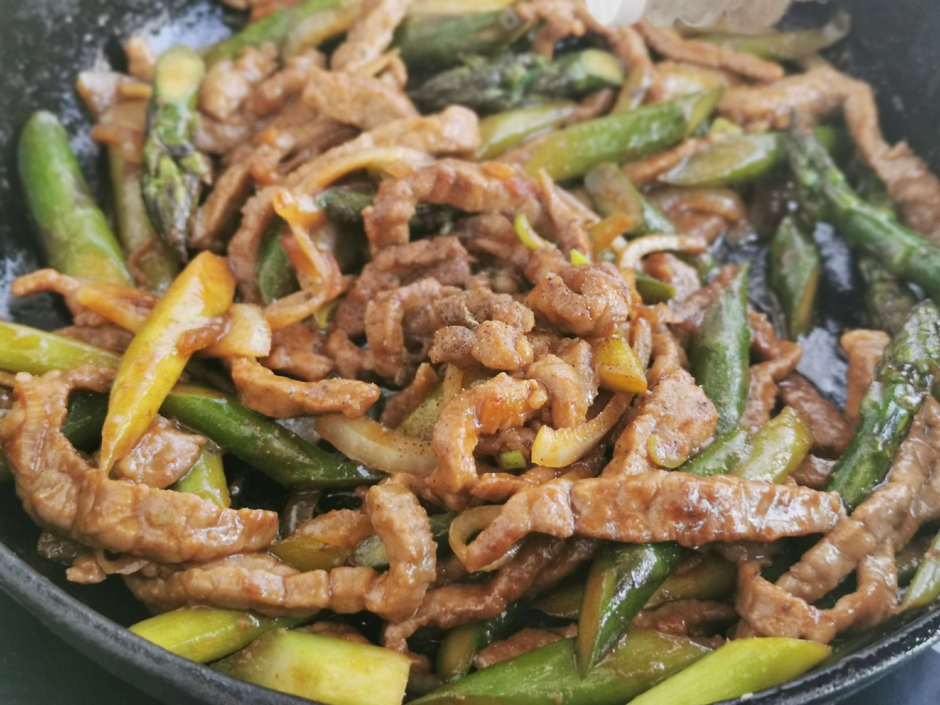 蘆筍牛柳的做法-咸鮮味炒菜譜-易網(wǎng)健康養(yǎng)生網(wǎng) 蘆筍牛柳的做法-咸鮮味炒菜譜