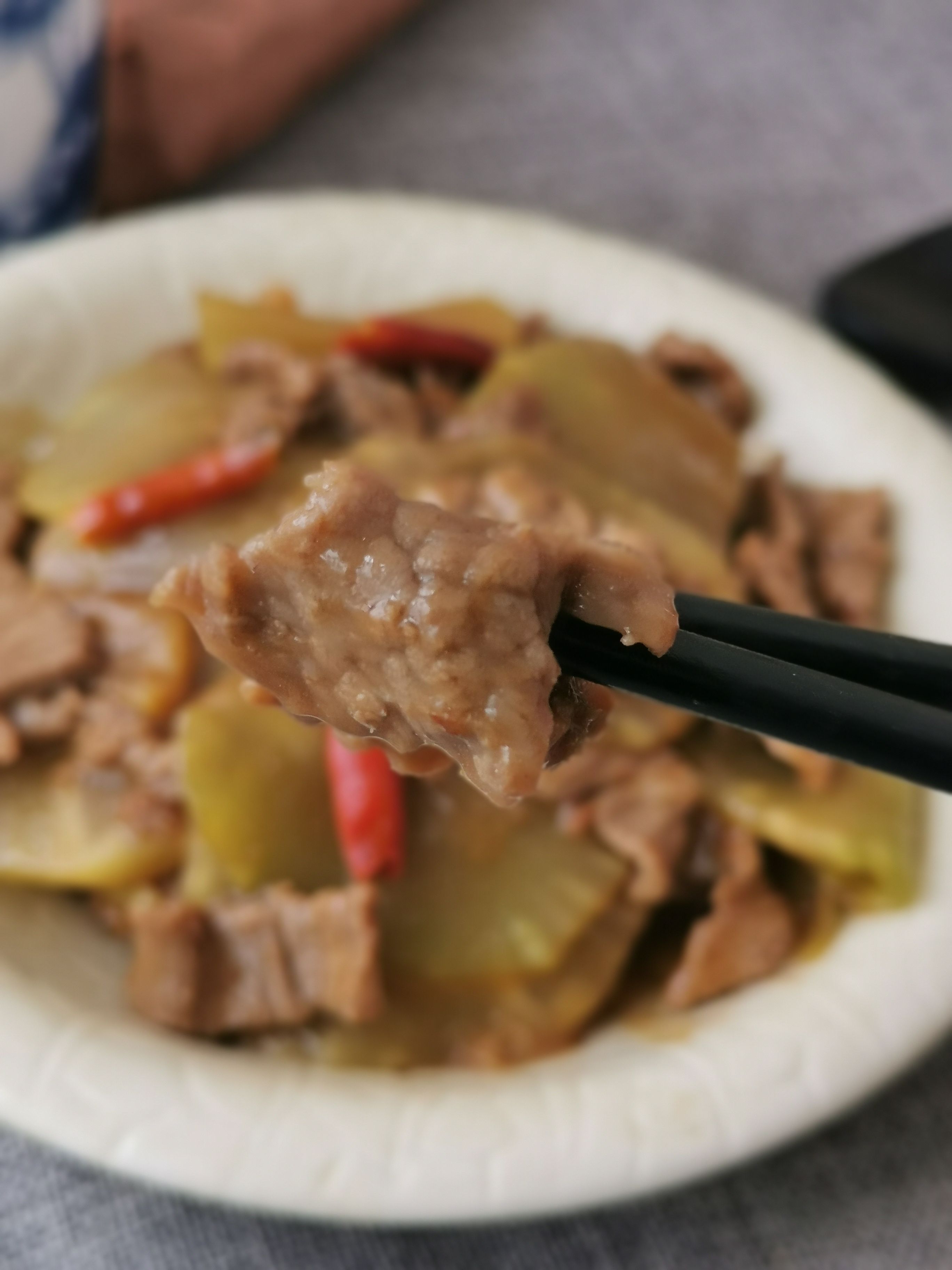 萵筍牛肉片的做法-咸鮮味炒菜譜-易網健康養生網 萵筍牛肉片的做法-咸鮮味炒菜譜