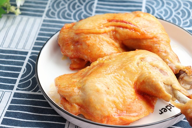 奧爾良嫩烤雞腿的做法-香辣味烘焙菜譜-易網健康養生網 奧爾良嫩烤雞腿的做法-香辣味烘焙菜譜