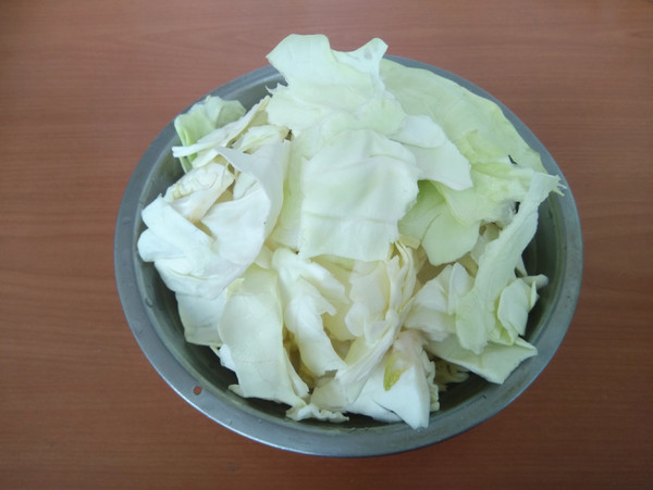 黑木耳燒圓白菜的做法-家常味燒菜譜