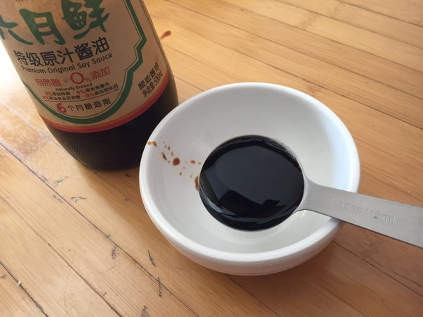 芝麻煎雞腿的做法-咸鮮味煎菜譜-易網(wǎng)健康養(yǎng)生網(wǎng) 芝麻煎雞腿的做法-咸鮮味煎菜譜