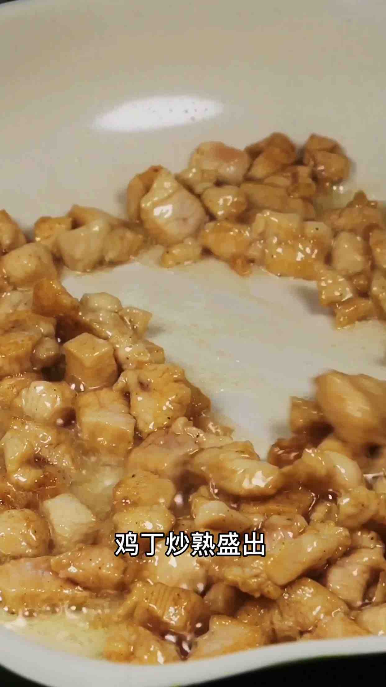 蒜苔雞丁的做法-家常味炒菜譜-易網(wǎng)健康養(yǎng)生網(wǎng) 蒜苔雞丁的做法-家常味炒菜譜