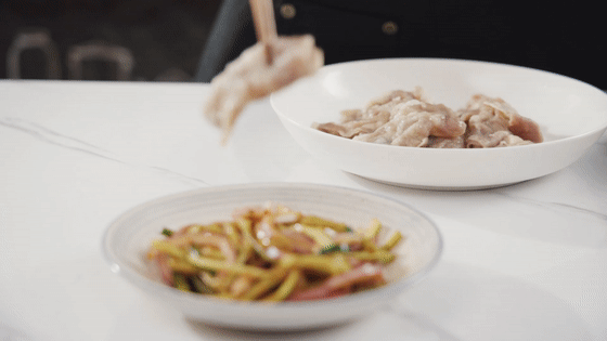 涼拌七味肥牛【孔老師教做菜】的做法-家常味拌菜譜-易網健康養生網 涼拌七味肥牛【孔老師教做菜】的做法-家常味拌菜譜