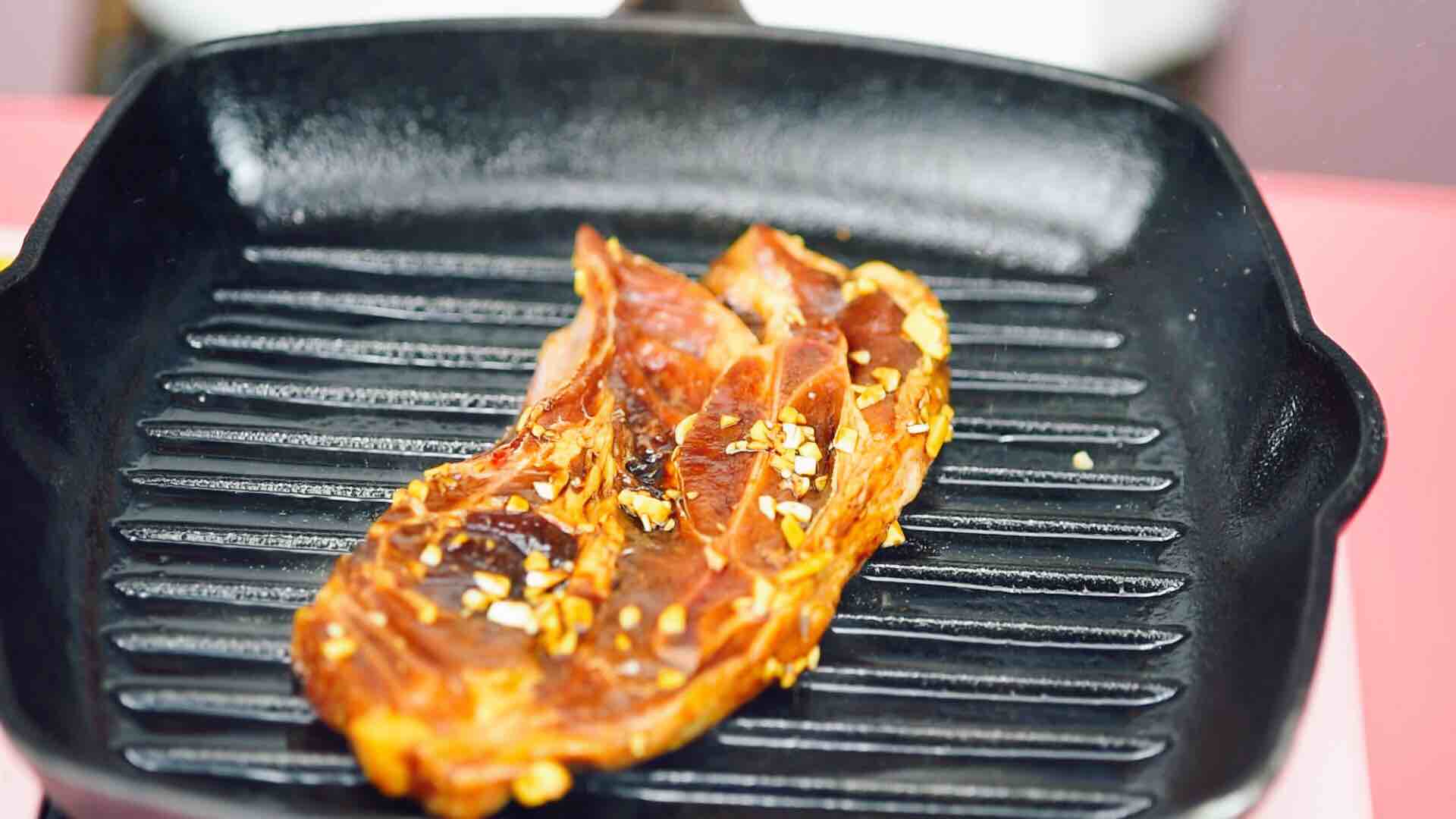 媽媽最愛的菜 | 蒜香烤羊排的做法-家常味烤菜譜-易網健康養生網 媽媽最愛的菜 | 蒜香烤羊排的做法-家常味烤菜譜