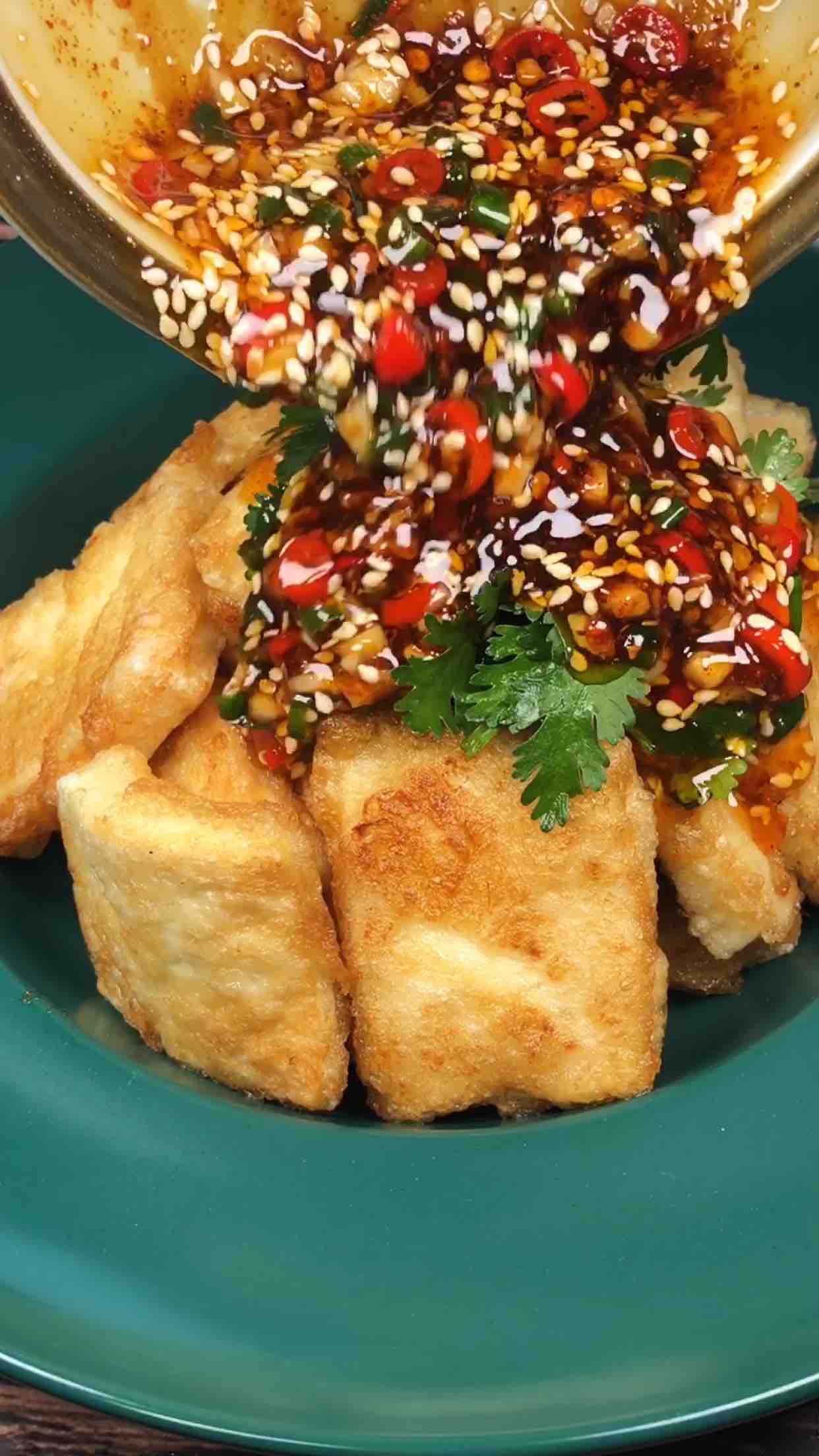 開(kāi)胃豆腐小菜的做法-香辣味拌菜譜-易網(wǎng)健康養(yǎng)生網(wǎng) 開(kāi)胃豆腐小菜的做法-香辣味拌菜譜