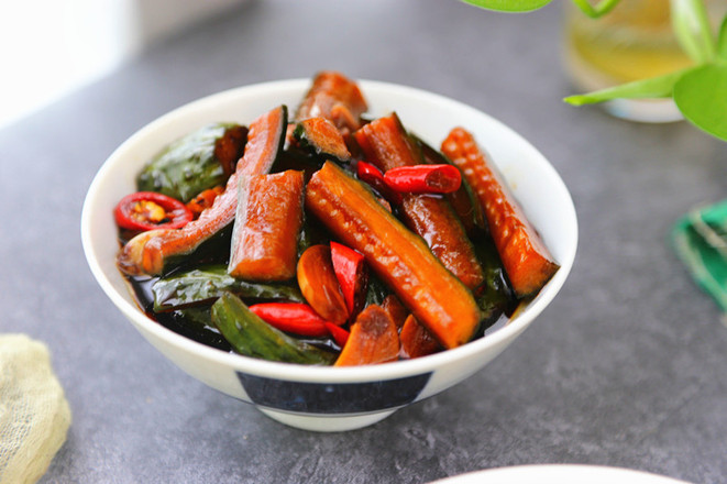 醬黃瓜----夏日開胃必備的做法-酸辣味拌菜譜-易網健康養生網 醬黃瓜----夏日開胃必備的做法-酸辣味拌菜譜