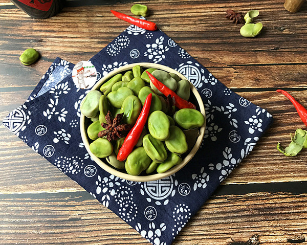 五香蠶豆的做法-五香味煮菜譜-易網健康養生網 五香蠶豆的做法-五香味煮菜譜