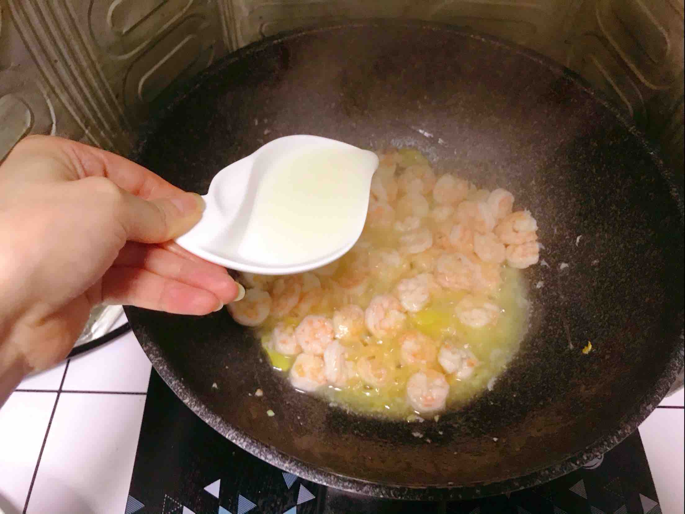 蔥爆蝦仁的做法-咸鮮味炒菜譜