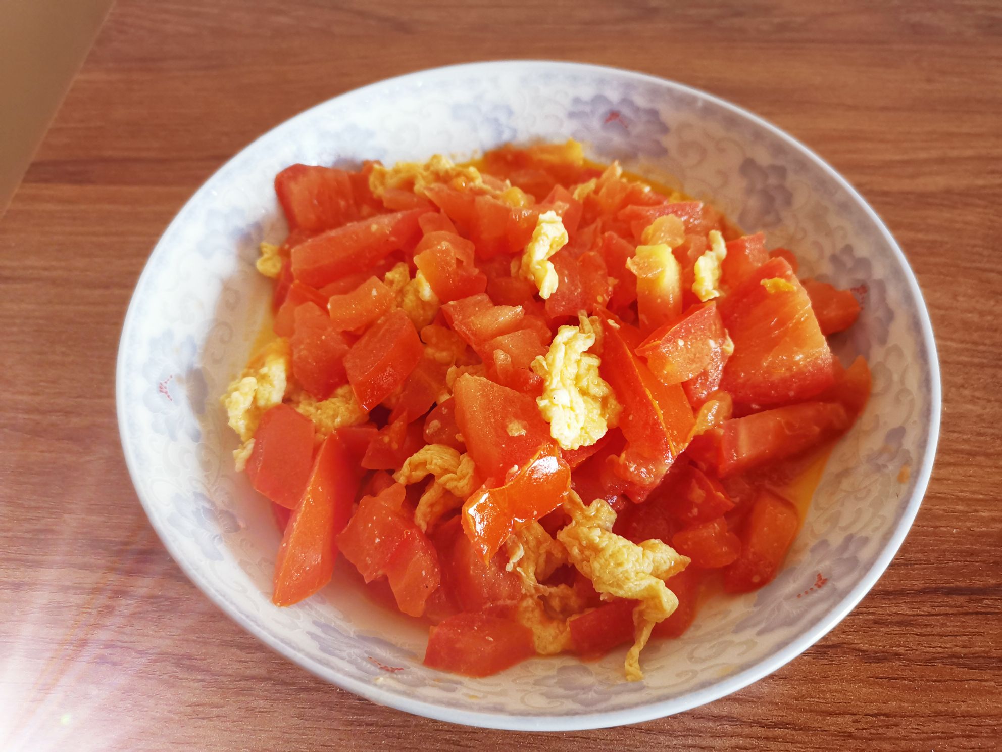 番茄炒雞蛋的做法-家常味炒菜譜