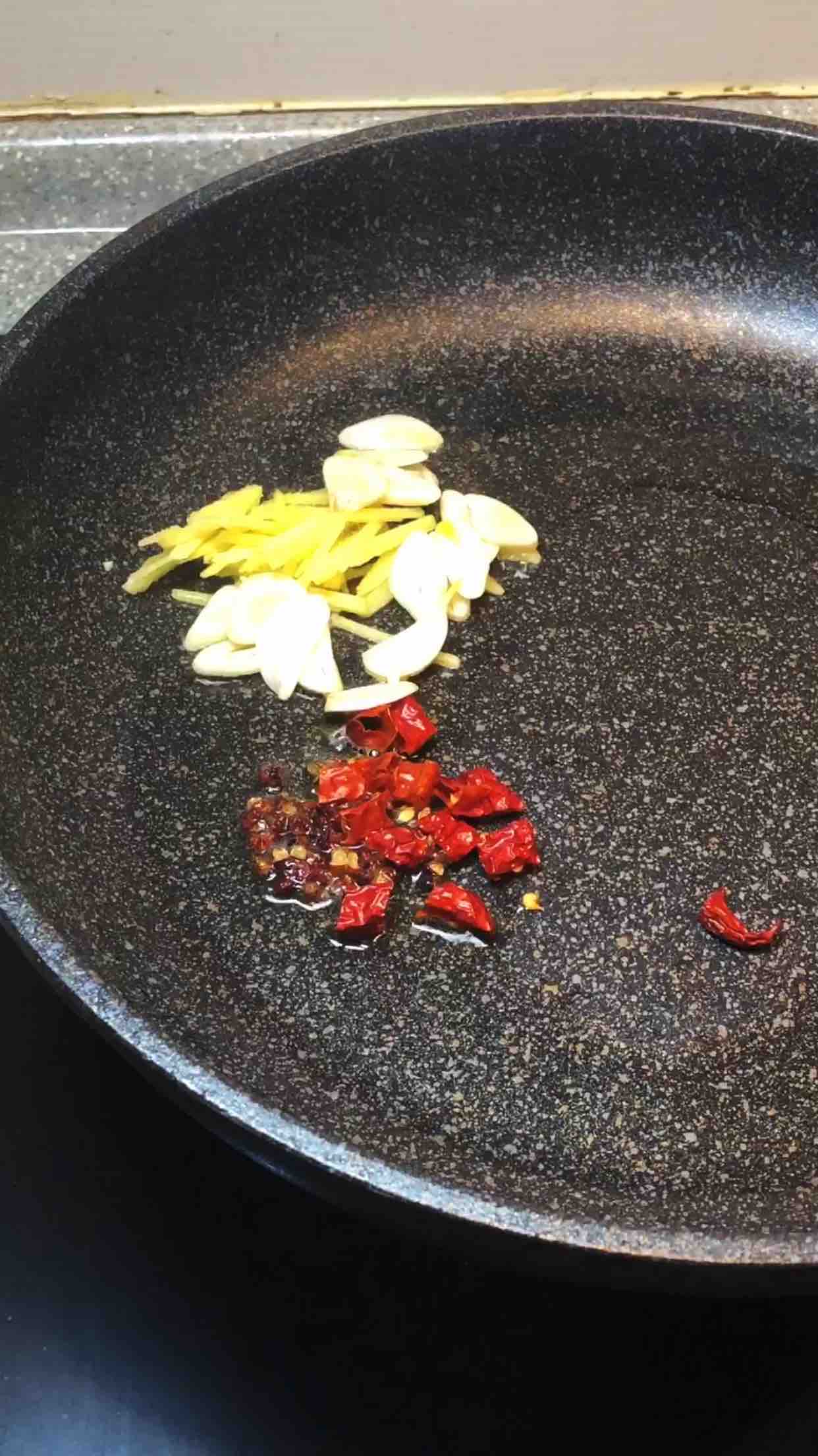 素炒杏鮑菇的做法-家常味炒菜譜-易網健康養生網 素炒杏鮑菇的做法-家常味炒菜譜