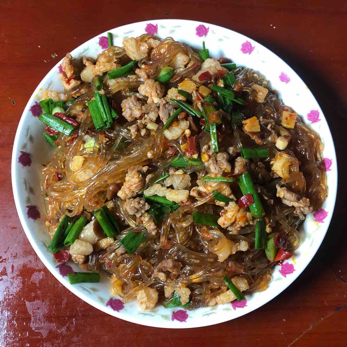 超下飯的螞蟻上樹(紅薯粉條版)的做法-家常味炒菜譜-易網(wǎng)健康養(yǎng)生網(wǎng) 超下飯的螞蟻上樹(紅薯粉條版)的做法-家常味炒菜譜