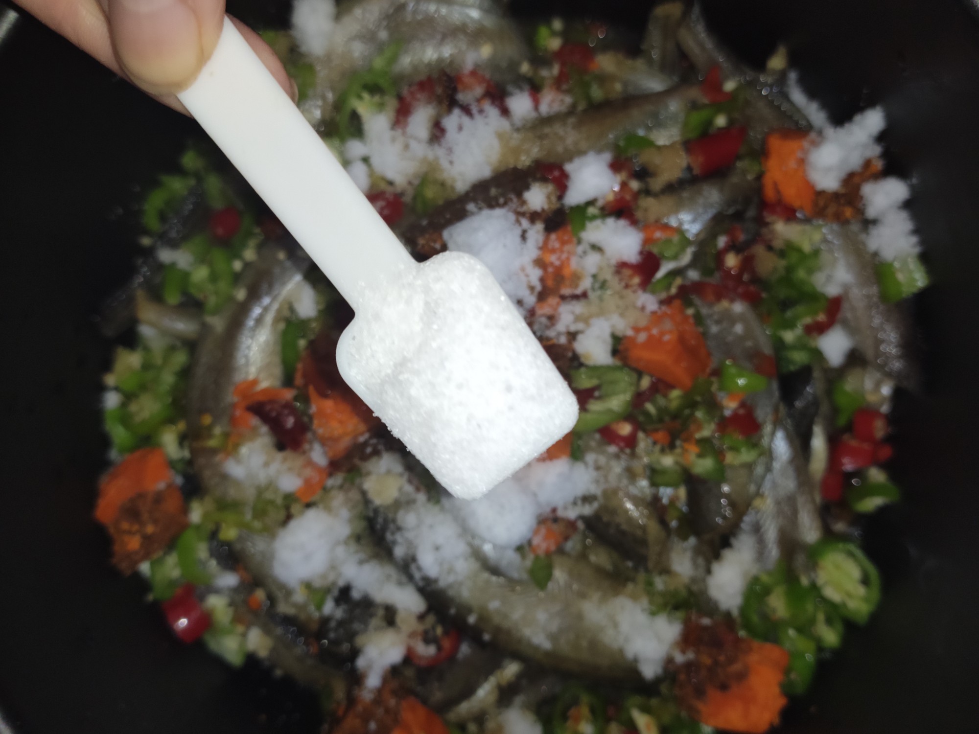 酸辣雷魚的做法-酸辣味燉菜譜-易網健康養生網 酸辣雷魚的做法-酸辣味燉菜譜