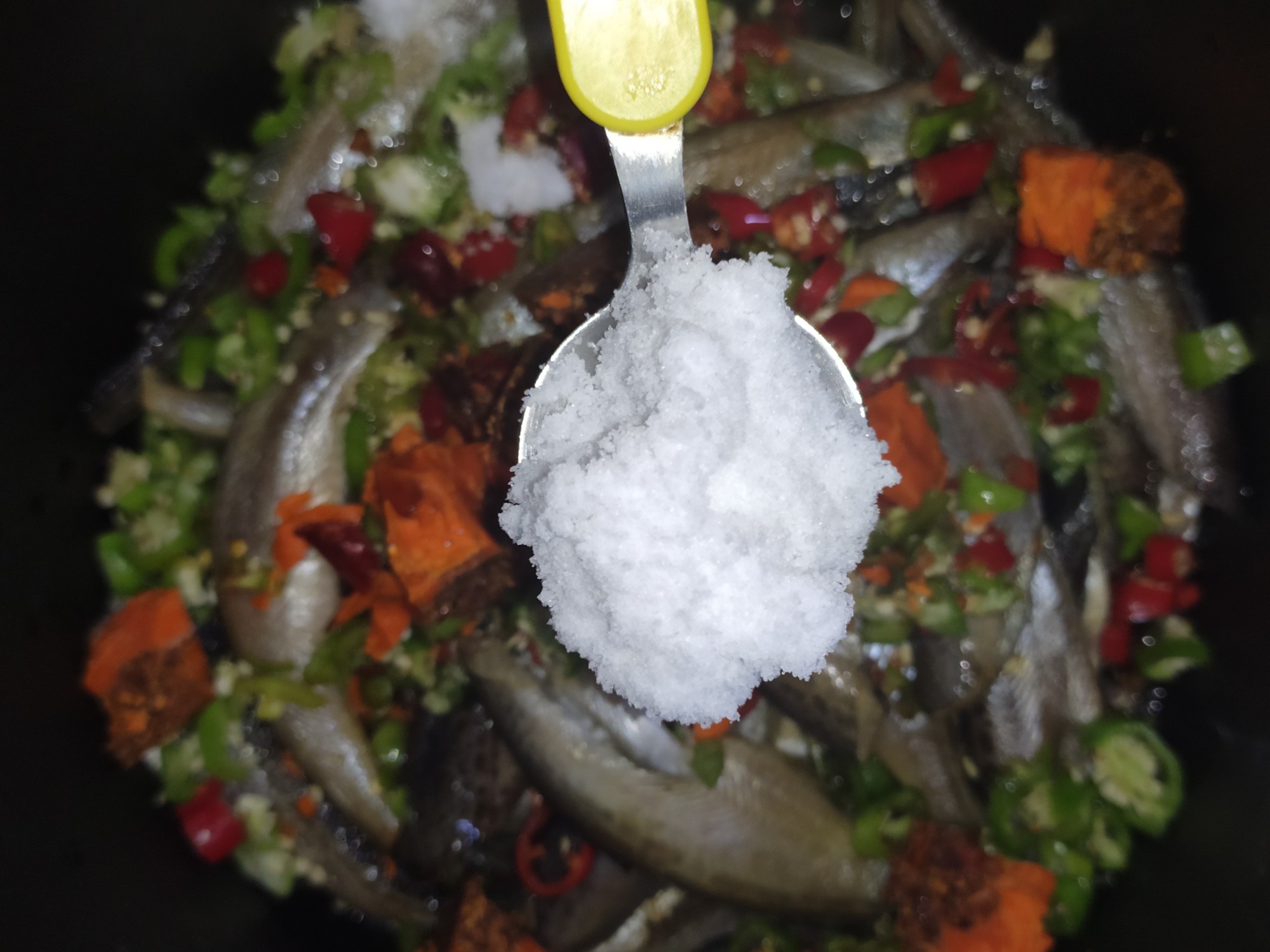 酸辣雷魚的做法-酸辣味燉菜譜-易網健康養生網 酸辣雷魚的做法-酸辣味燉菜譜