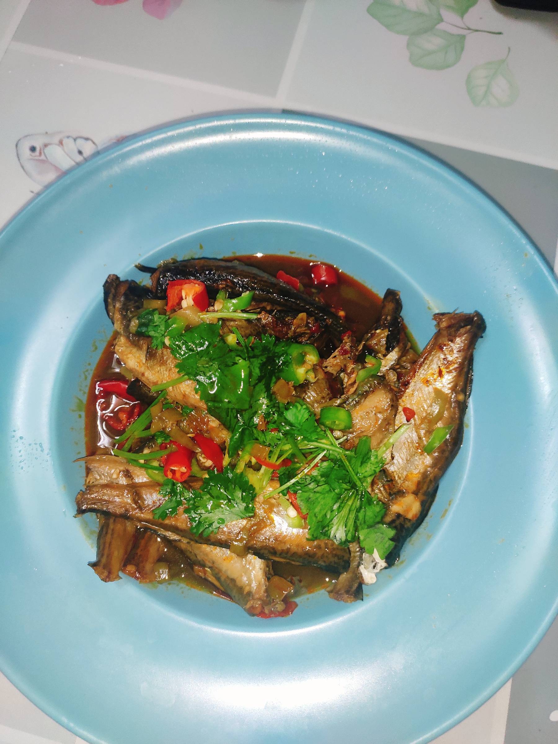 酸辣雷魚的做法-酸辣味燉菜譜