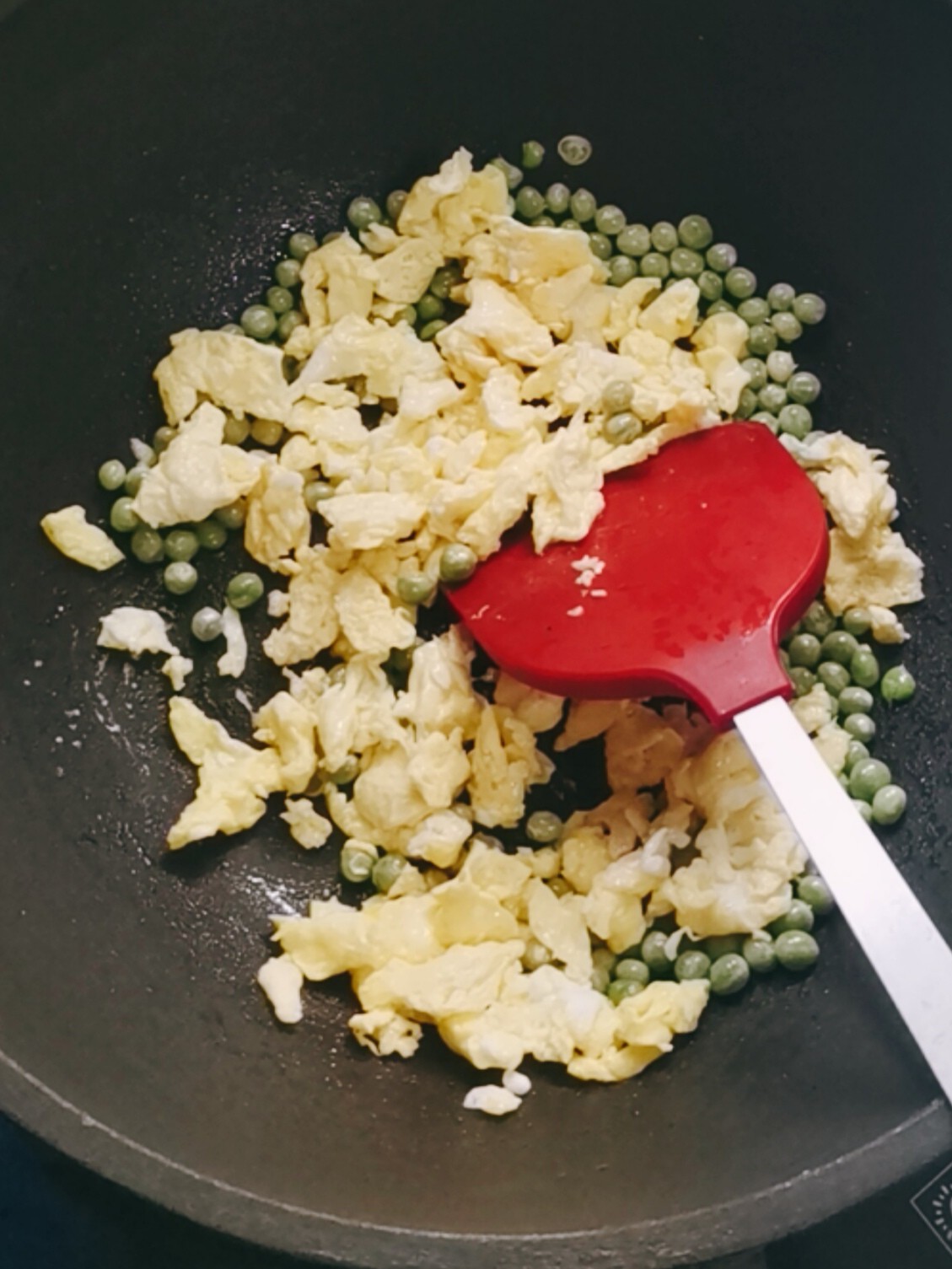 雞蛋炒青豆的做法-咸鮮味炒菜譜-易網健康養生網 雞蛋炒青豆的做法-咸鮮味炒菜譜