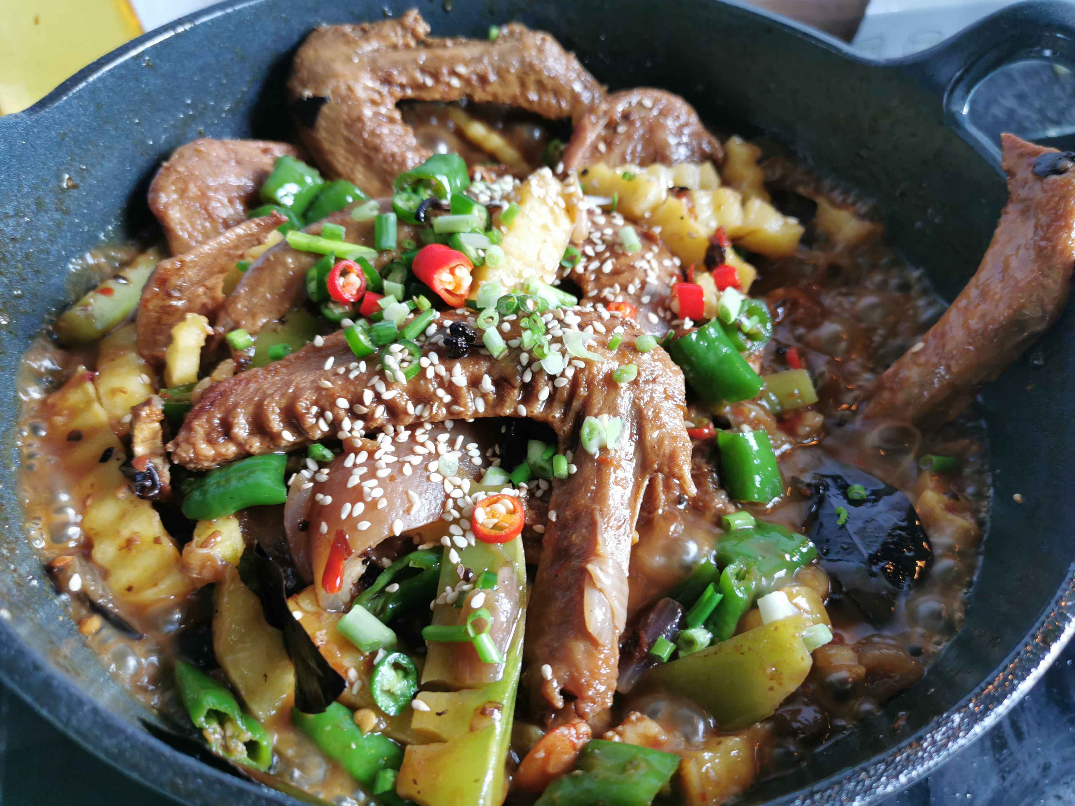 麻辣香鍋的做法-香辣味炒菜譜-易網(wǎng)健康養(yǎng)生網(wǎng) 麻辣香鍋的做法-香辣味炒菜譜