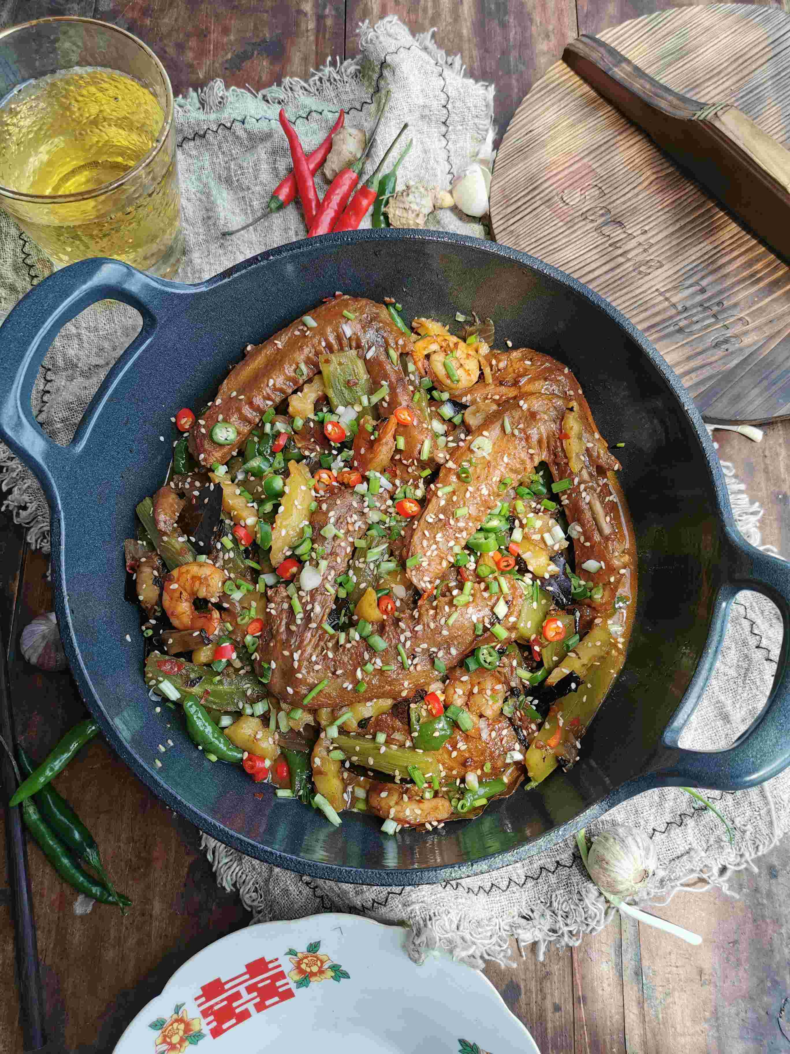 麻辣香鍋的做法-香辣味炒菜譜-易網(wǎng)健康養(yǎng)生網(wǎng) 麻辣香鍋的做法-香辣味炒菜譜