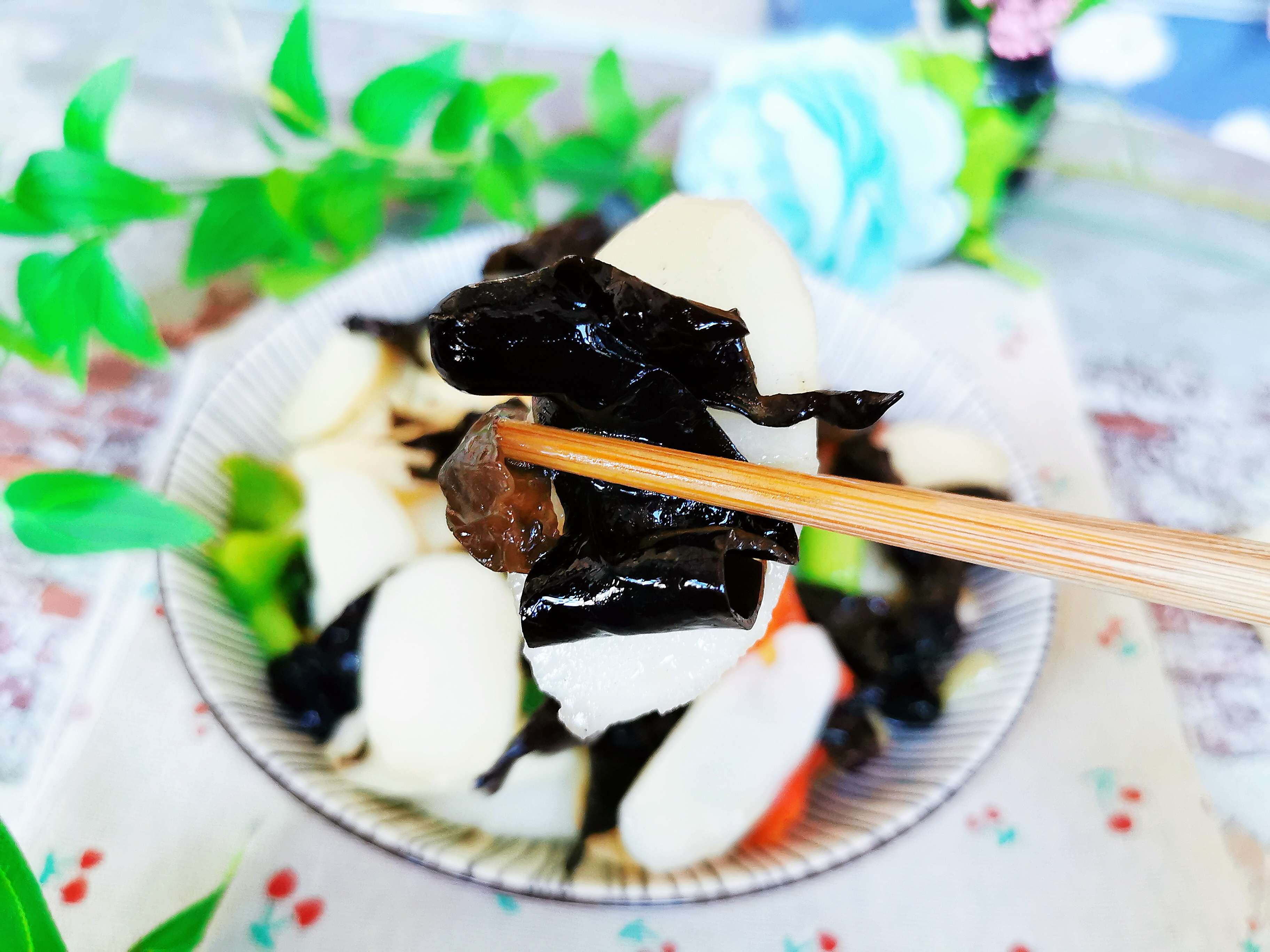 木耳炒山藥的做法-家常味炒菜譜