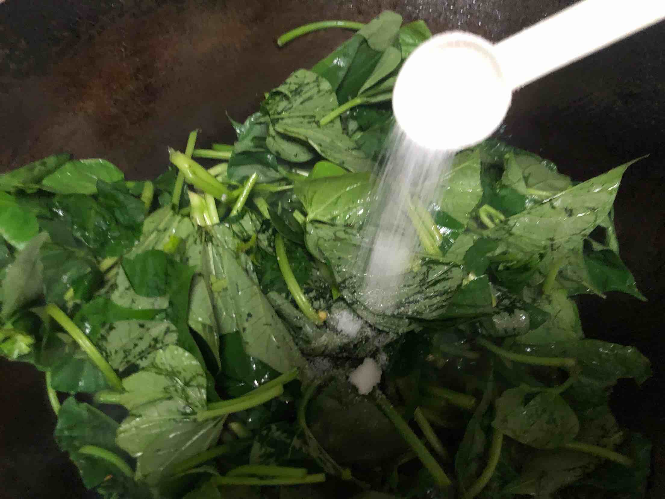 清炒長壽菜的做法-家常味炒菜譜-易網健康養生網 清炒長壽菜的做法-家常味炒菜譜