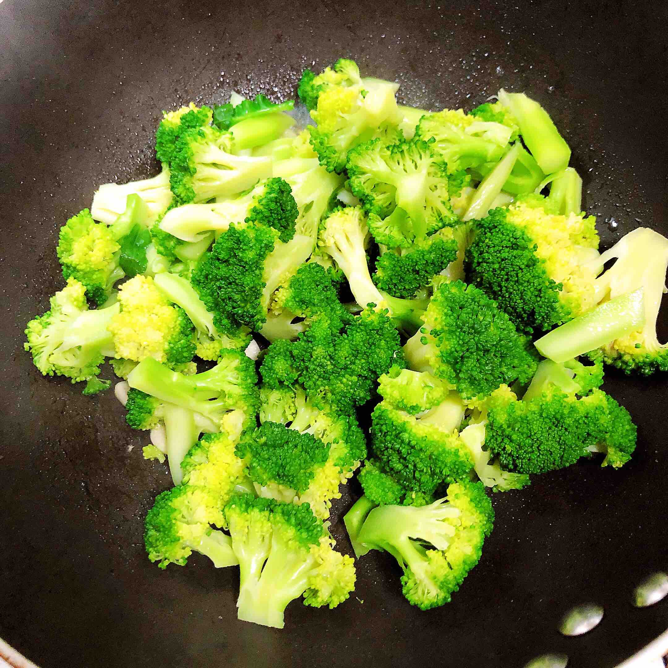 照燒雞胸肉的做法-咸鮮味煎菜譜-易網健康養生網 照燒雞胸肉的做法-咸鮮味煎菜譜