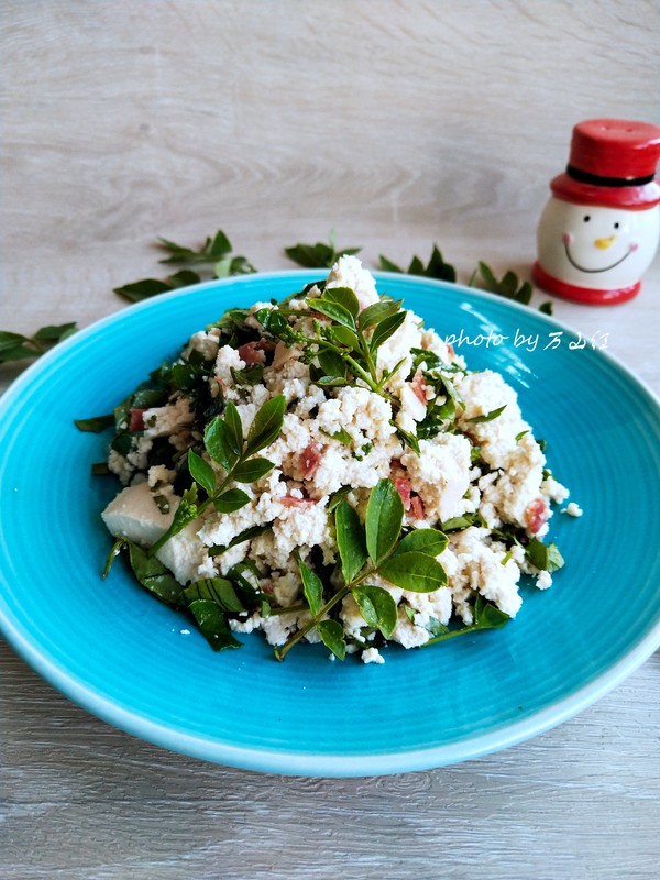 花椒芽拌豆腐的做法-家常味拌菜譜