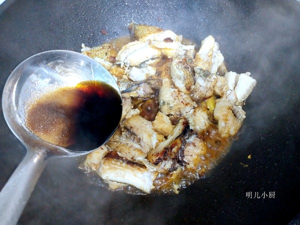 辣椒炒魚渣的做法-香辣味炒菜譜