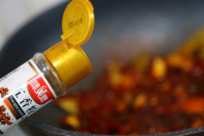 雜炒小龍蝦的做法-香辣味炒菜譜-易網(wǎng)健康養(yǎng)生網(wǎng) 雜炒小龍蝦的做法-香辣味炒菜譜