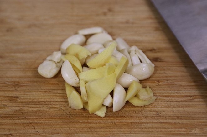 雜炒小龍蝦的做法-香辣味炒菜譜-易網(wǎng)健康養(yǎng)生網(wǎng) 雜炒小龍蝦的做法-香辣味炒菜譜