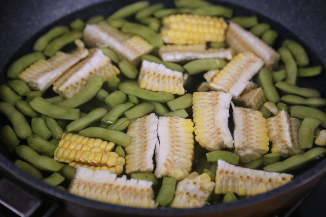 雜炒小龍蝦的做法-香辣味炒菜譜-易網(wǎng)健康養(yǎng)生網(wǎng) 雜炒小龍蝦的做法-香辣味炒菜譜